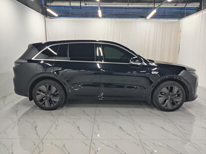 Li Auto Ideal L6 2024