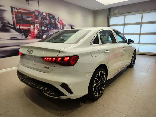 Audi Audi A3 A3L Sedan 35 TFSI Flying Spur Exclusive Type