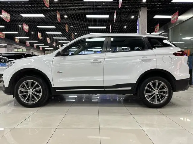 Geely Boyue 1.8TD automatic two-wheel drive intelligent 4G connected version