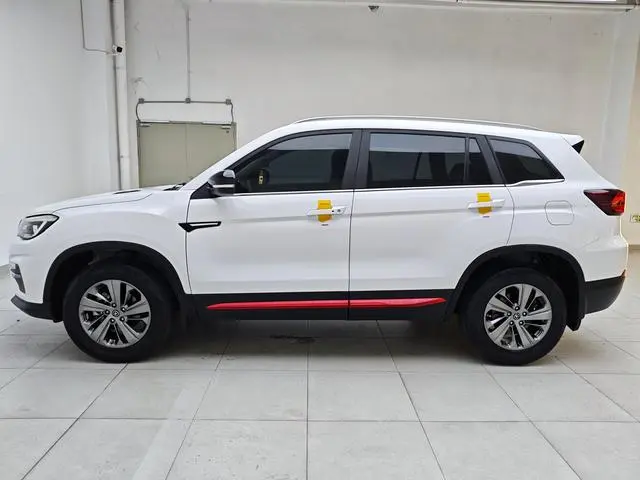 Changan Changan CS75 Glory Million Edition 280T DCT Luxury