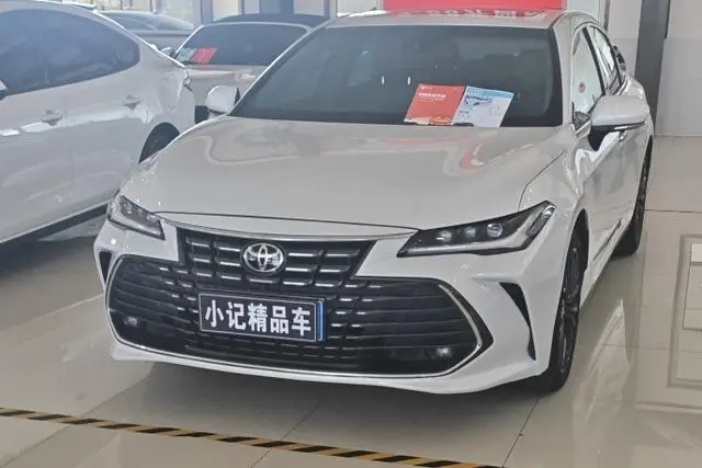 TOYOTA Asian dragon 2.0L XLE Premium Edition