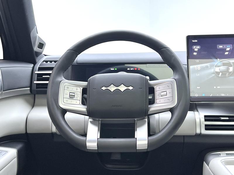 Fangchengbao Titanium 7 PHEV 2025