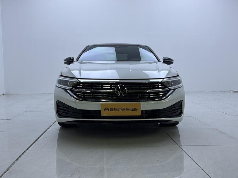 Volkswagen Sagitar 2025