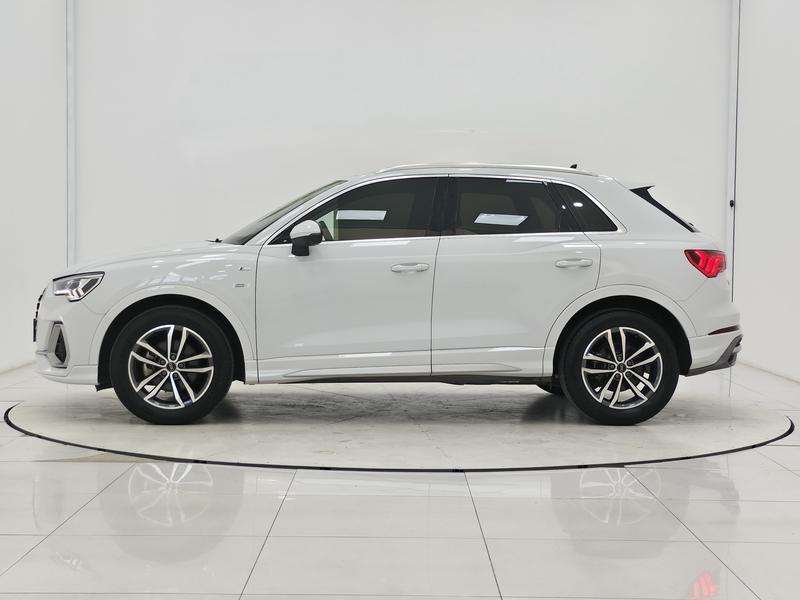 Audi Audi Q3 2022