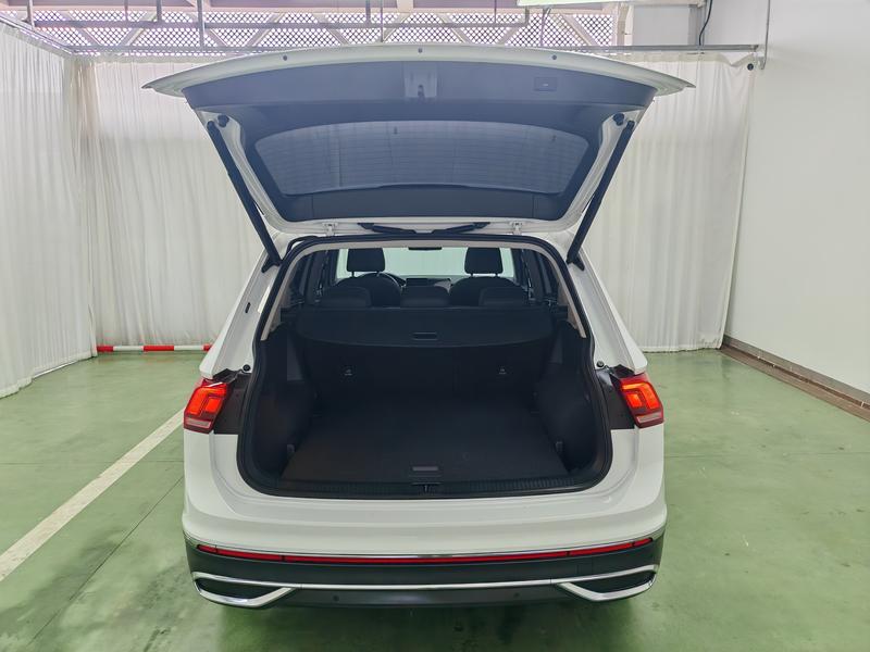 Volkswagen Tiguan L 2023