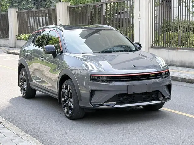 LYNK & CO Lynk 06 1.5T Yao Halo