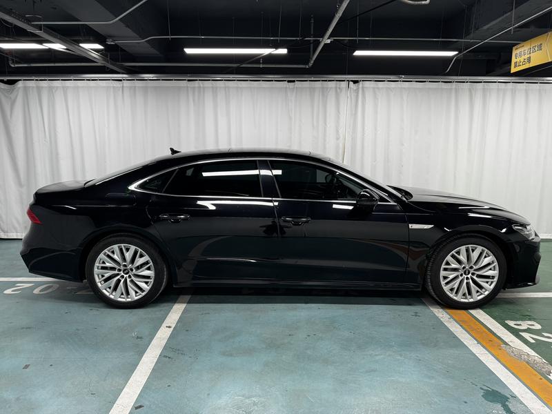 Audi Audi A7L 2024