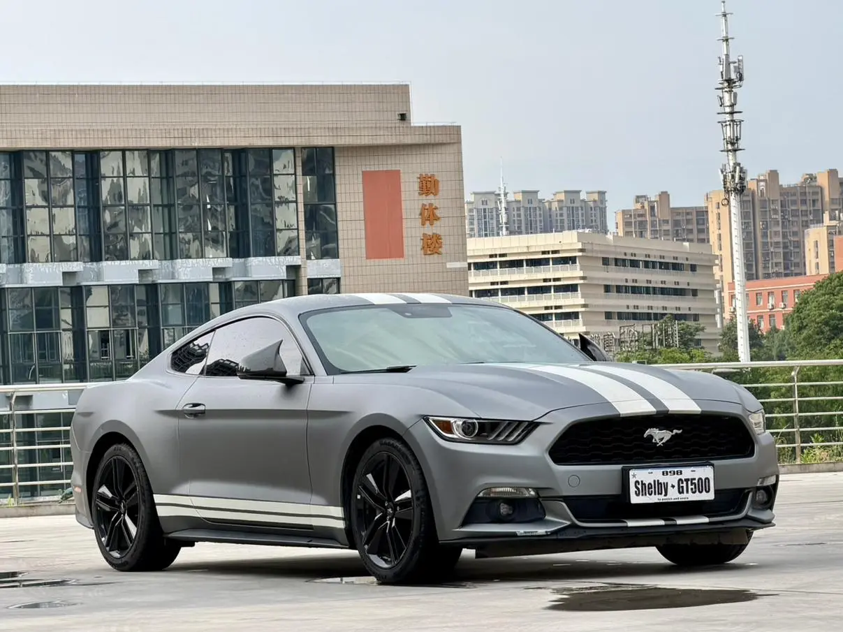Ford Mustang 2.3T Performance Version
