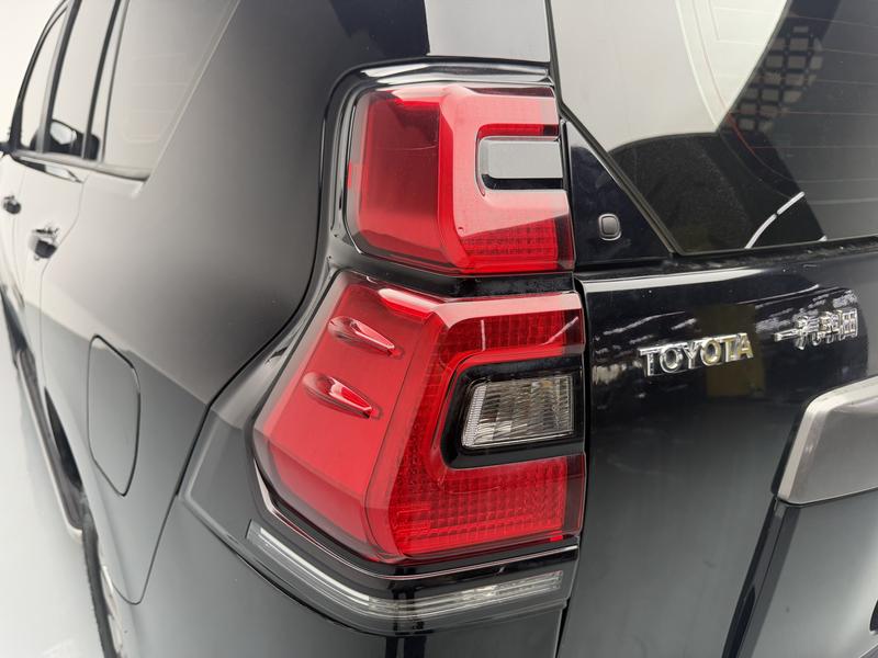 Toyota Prado 2018