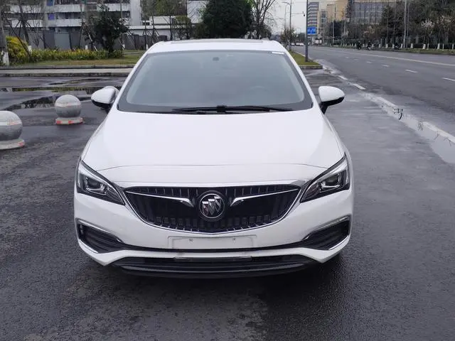 Buick Weilang Sedan 20T dual clutch leading type