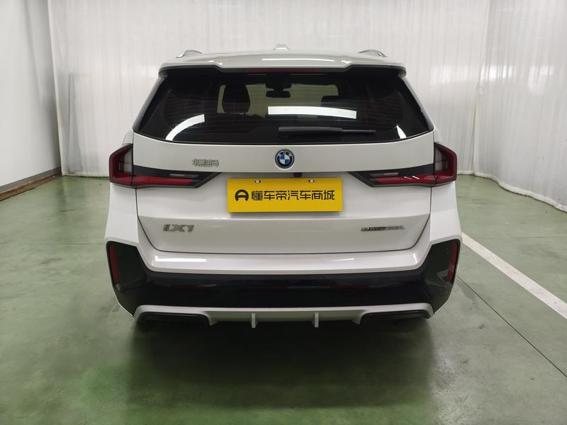 BMW BMW iX1 2024