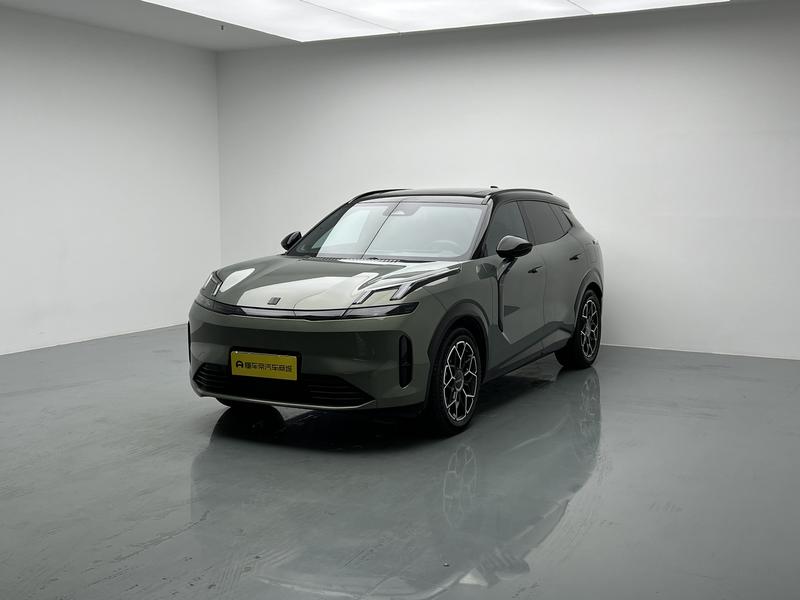 Lynk & Co Lynk&Co 08 EM-P 2023