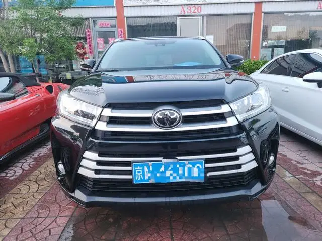 TOYOTA Highlander 2.0T four-wheel drive Deluxe Edition 7 seats