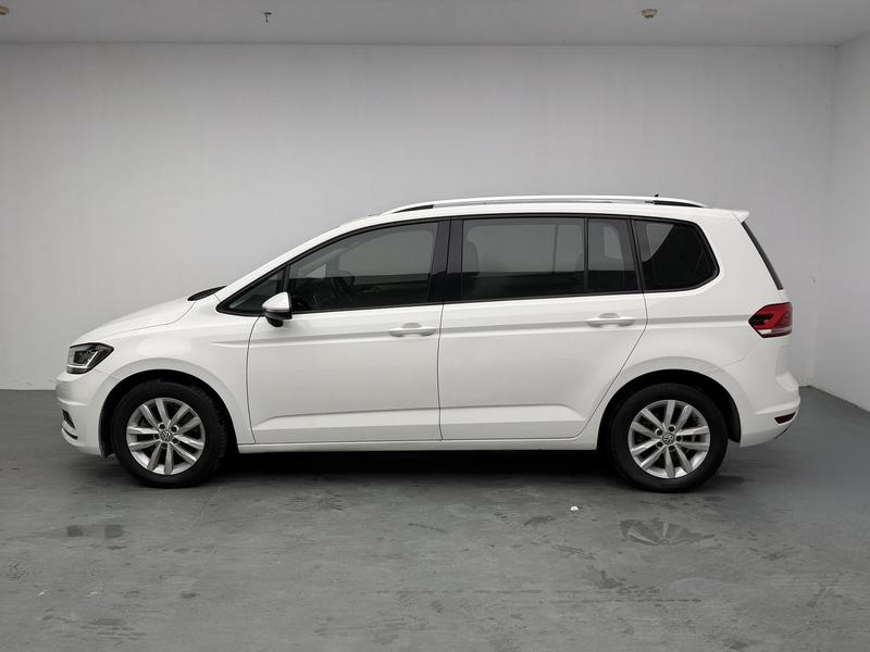 Volkswagen Touran L 2016