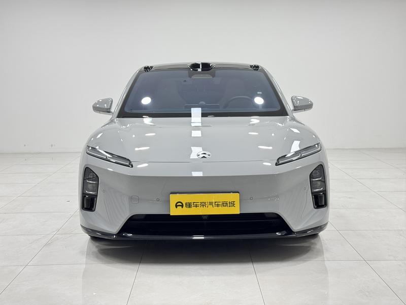 NIO NIO ET5 2025