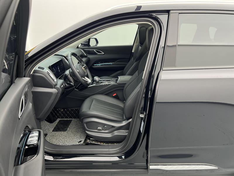 Hongqi Red Flag HS3 PHEV 2024