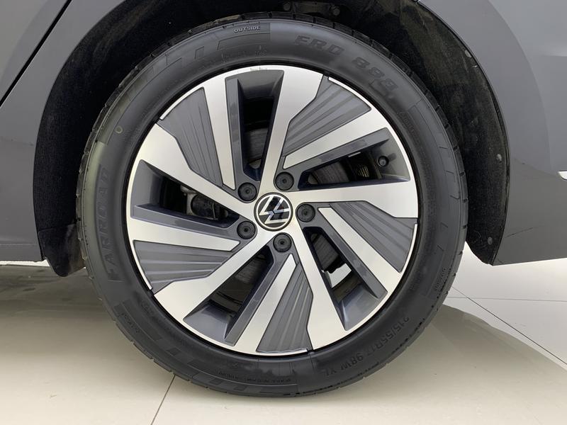 Volkswagen Passat PHEV 2022