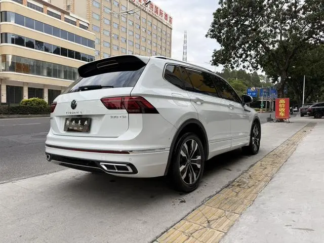 Volkswagen Tiguan L 330TSI two-wheel drive R-Line Premium edition