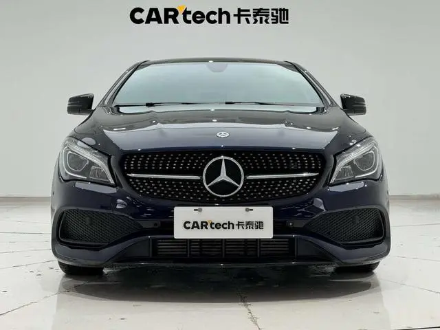 Mercedes-Benz Mercedes-Benz CLA CLA 220 4MATIC