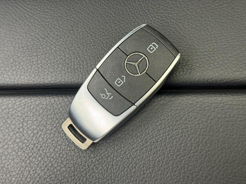 Mercedes-Benz Mercedes EQA 2025