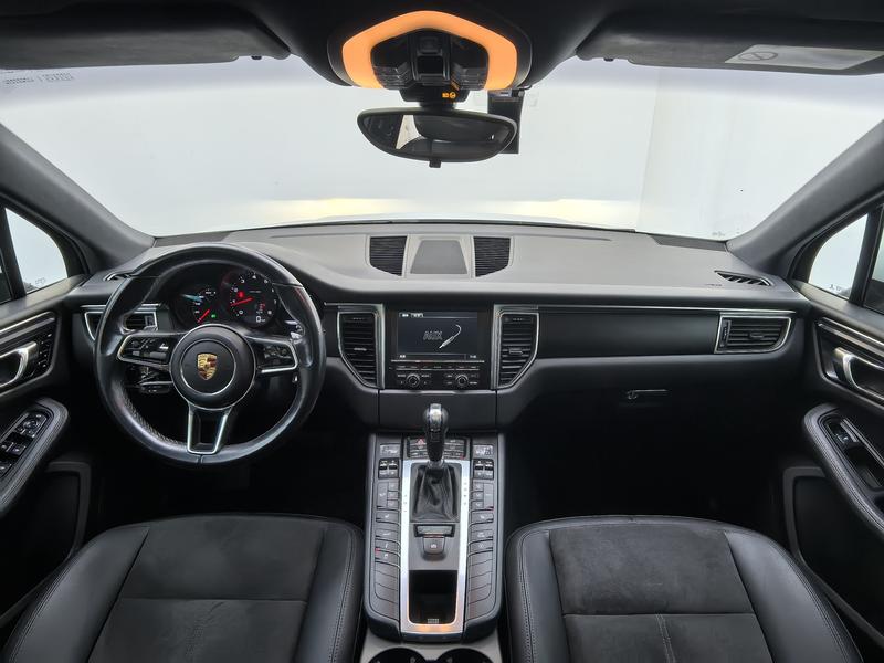 Porsche Macan 2016