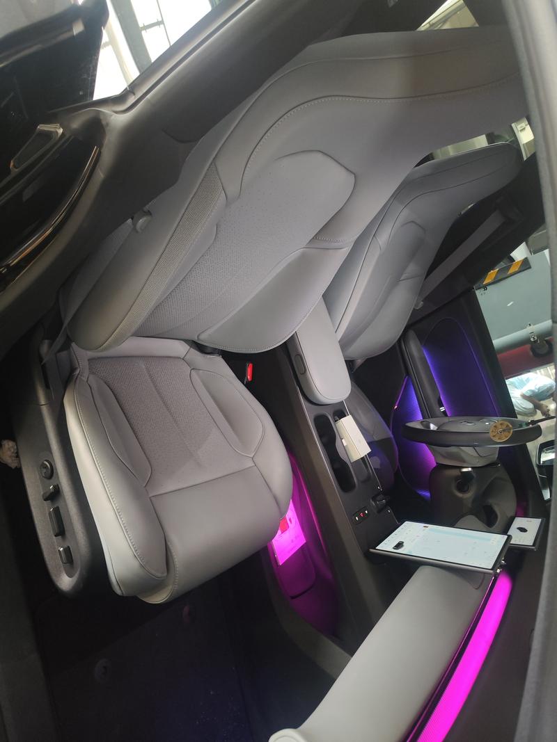 NIO NIO ET5 2024