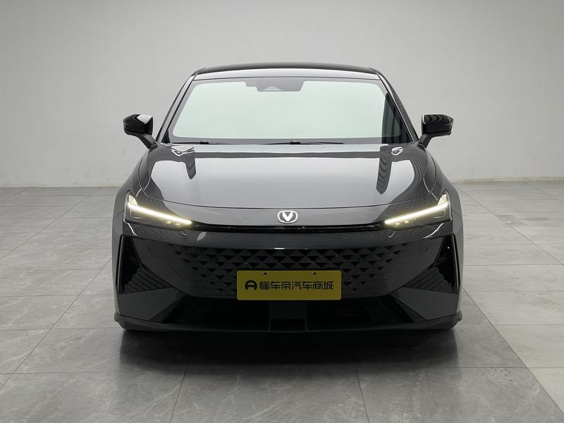 Changan Changan UNI-V 2024
