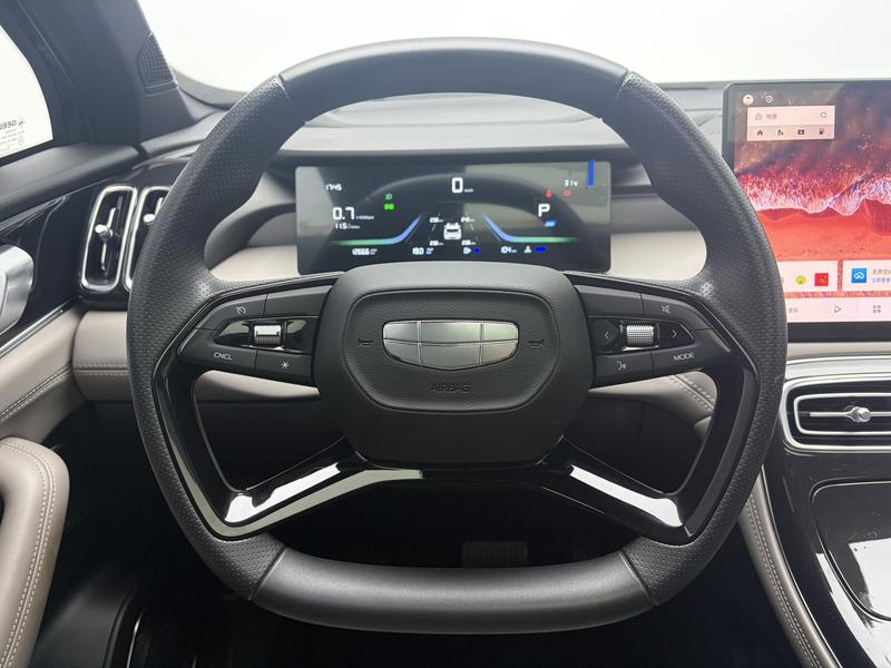 Geely Boyue L 2025
