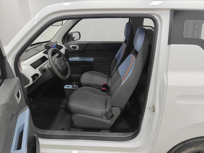 Geely Galaxy panda 2023