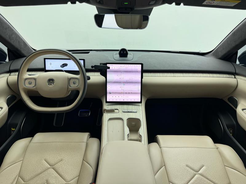 NIO NIO ET7 2021