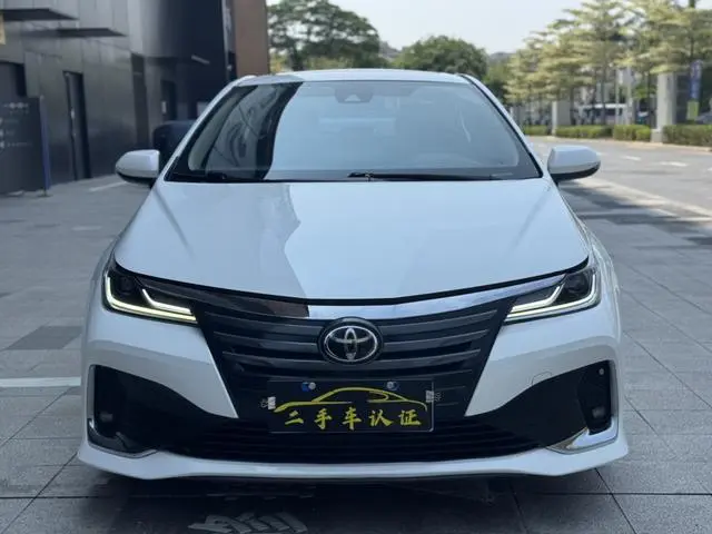 TOYOTA Asian lion 2.0L Premium Edition
