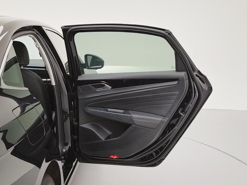 Volkswagen Passat 2023