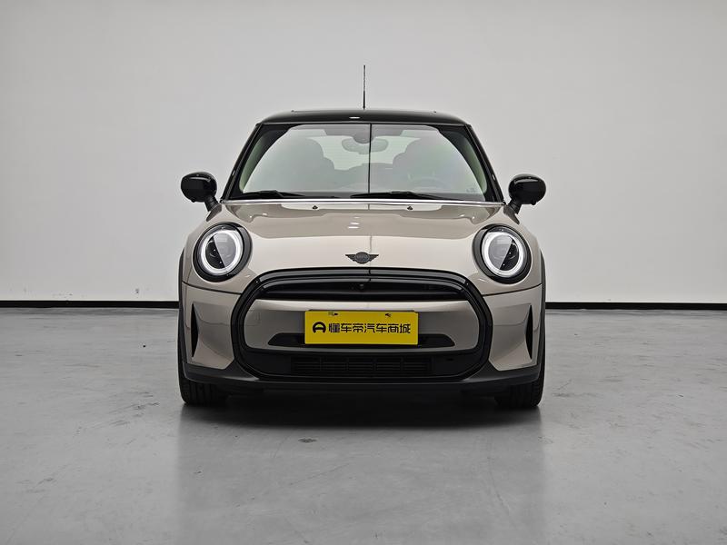 MINI MINI 2023