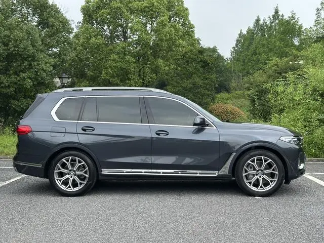 BMW BMW X7 xDrive40i Exclusive Luxury Set