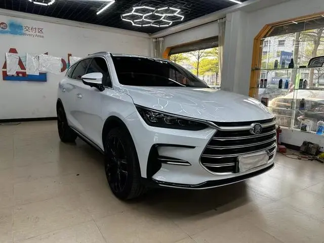 BYD Tang DM DM 2.0T four-wheel drive high-performance version of the Genesis flagship