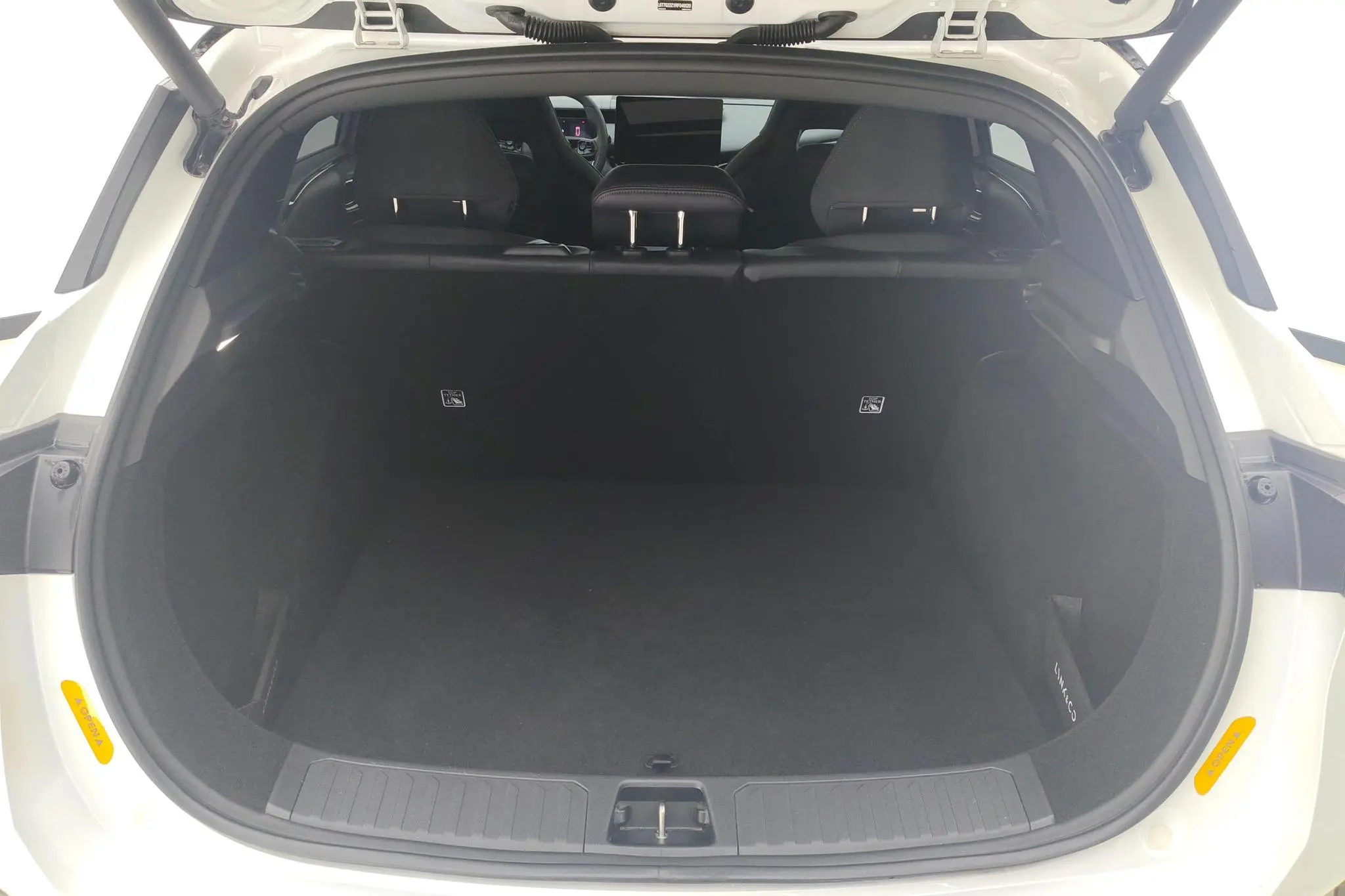 LYNK & CO Lynk 06 Renew 1.5T Halo