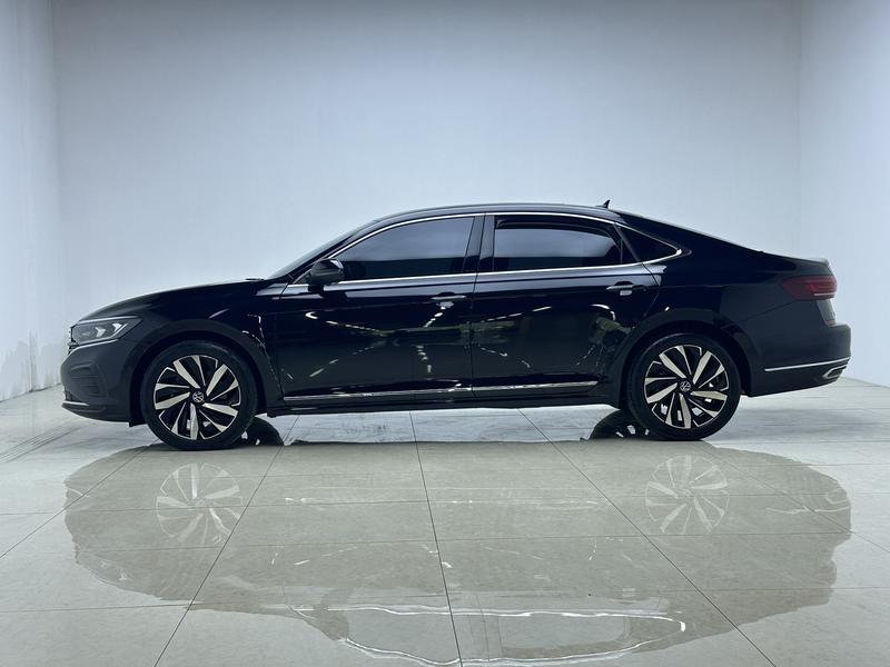 Volkswagen Passat 2024