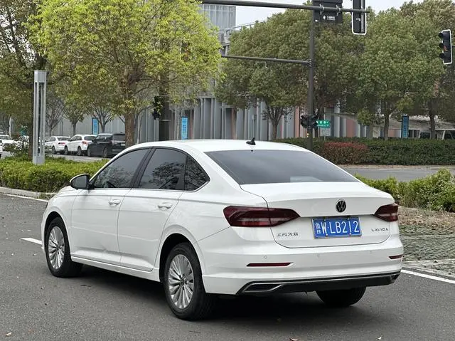 Volkswagen Lavida 1.5L automatic comfort version