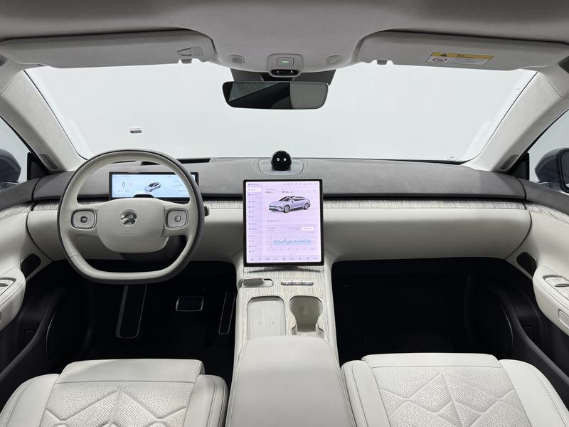 NIO NIO ET7 2024