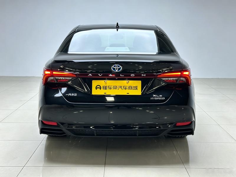 Toyota Asian Dragon 2019