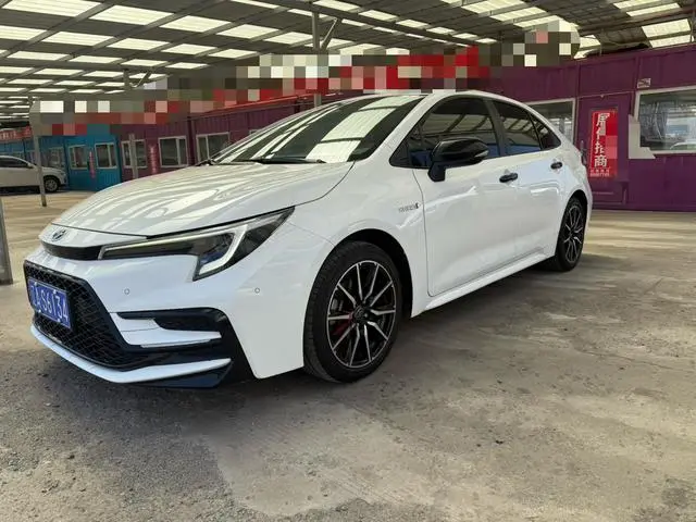 TOYOTA Lei Ling Dual engine 1.8L sports version