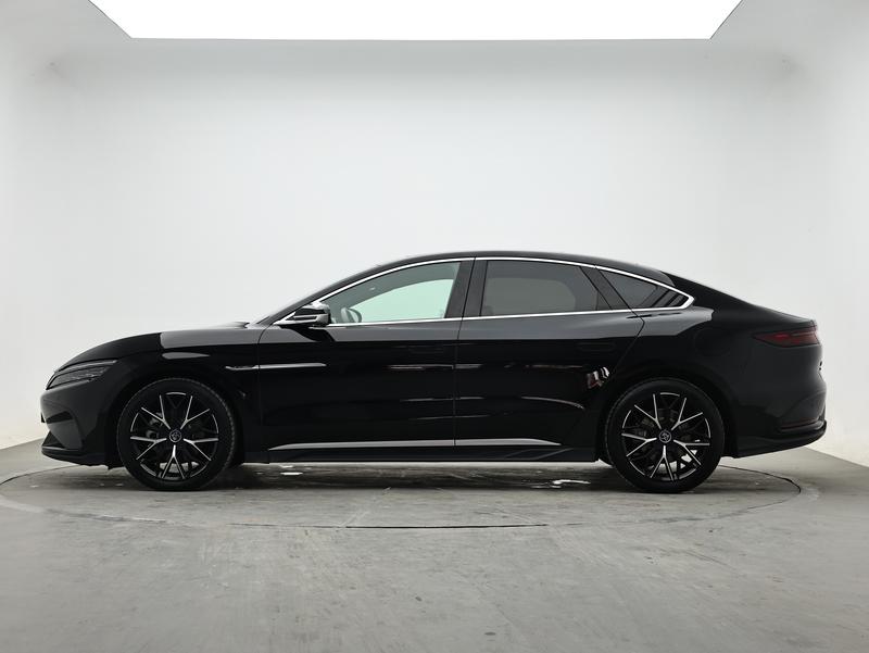 BYD Han DM 2025