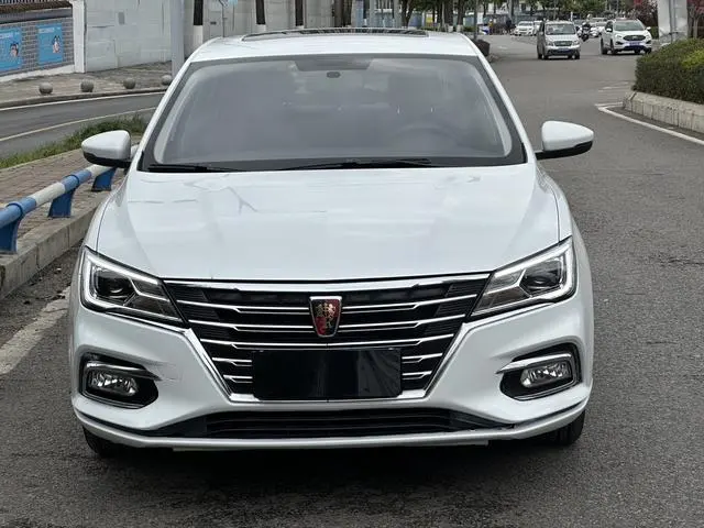 Roewe Roewe i5 1.5L Manual 4G Interconnection Linghao Ultimate Edition