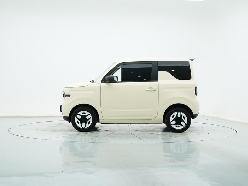 Geely Galaxy panda 2025