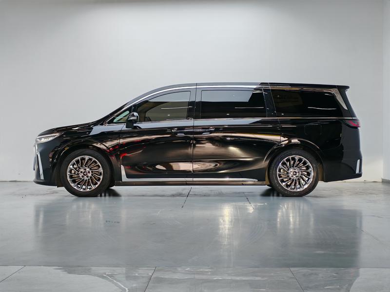 Voyah Lantu Dreamer PHEV 2024