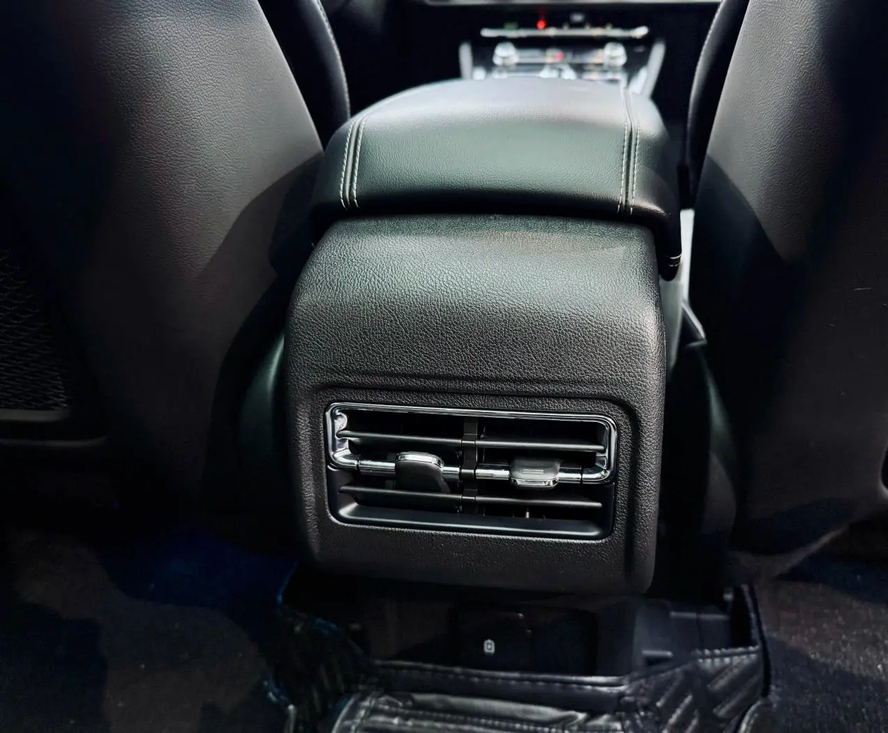 Lincoln Adventurer 2.0T two-wheel drive Zunya edition