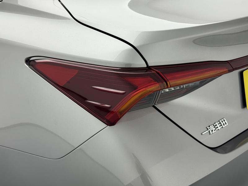 Toyota Asian Dragon 2022