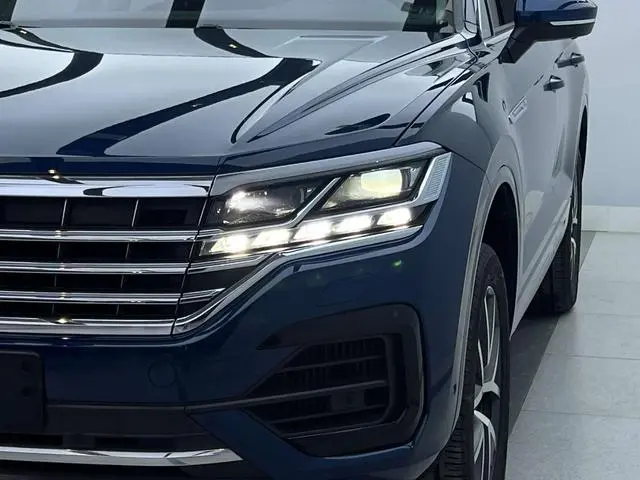 Volkswagen Touareg 3.0 TSI Sharp Edition
