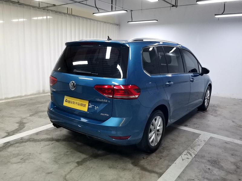 Volkswagen Touran L 2018