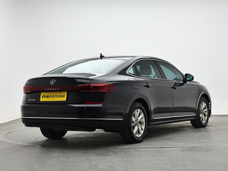 Volkswagen Passat 2025